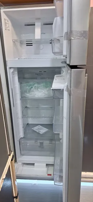 Lg Ref 452(491lt) With Dispenser and Ice Maker