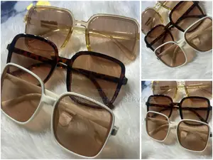 Trendy Oversized Fashion Sunglasses