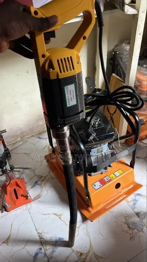Z1d-50-1 Electric Concrete Vibrator 1000w Portable Handheld