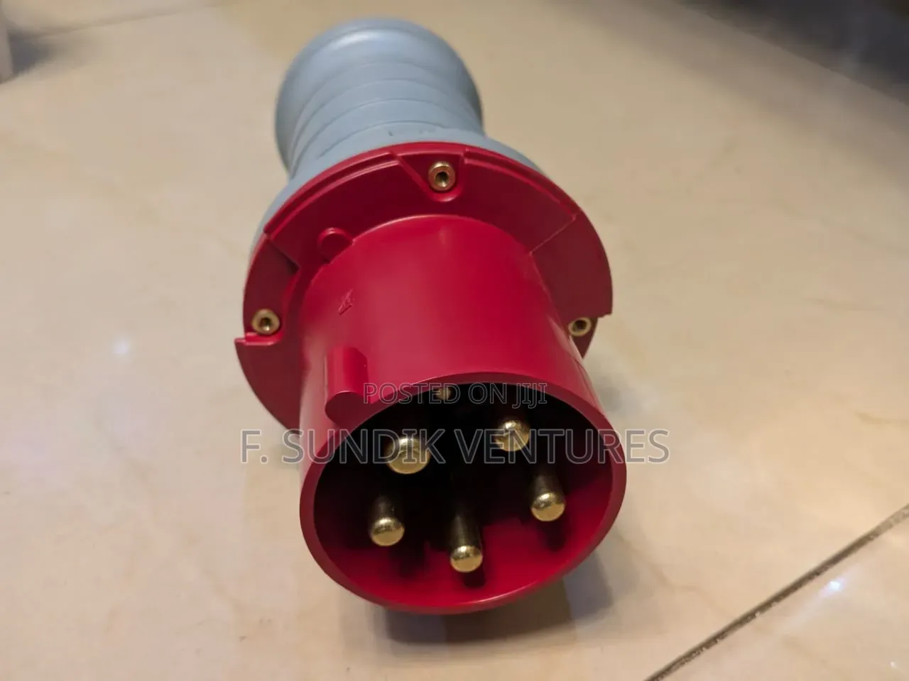 Industrial Plug With Socket