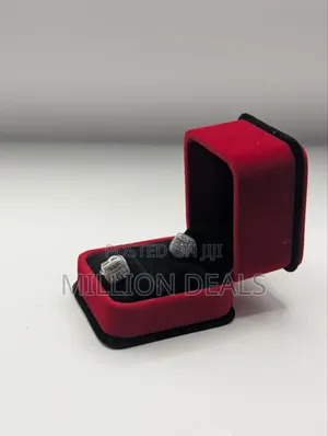 Luxury Unique Men’S Silver Magnetic Earrings