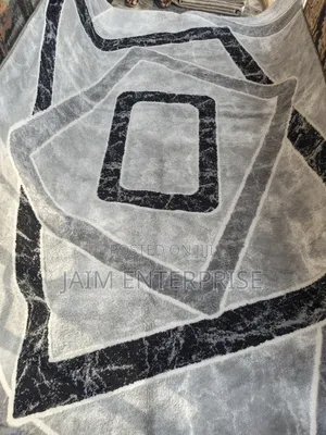 6.6 by 9.6 Turkish Center Rug