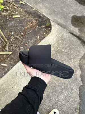Foot Wear's