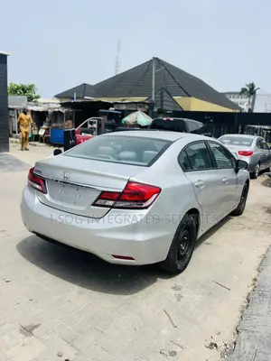 Honda Civic EX 4dr Sedan (1.8L 4cyl CVT) 2014 Silver