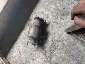 Center Catalyst Converter Honda