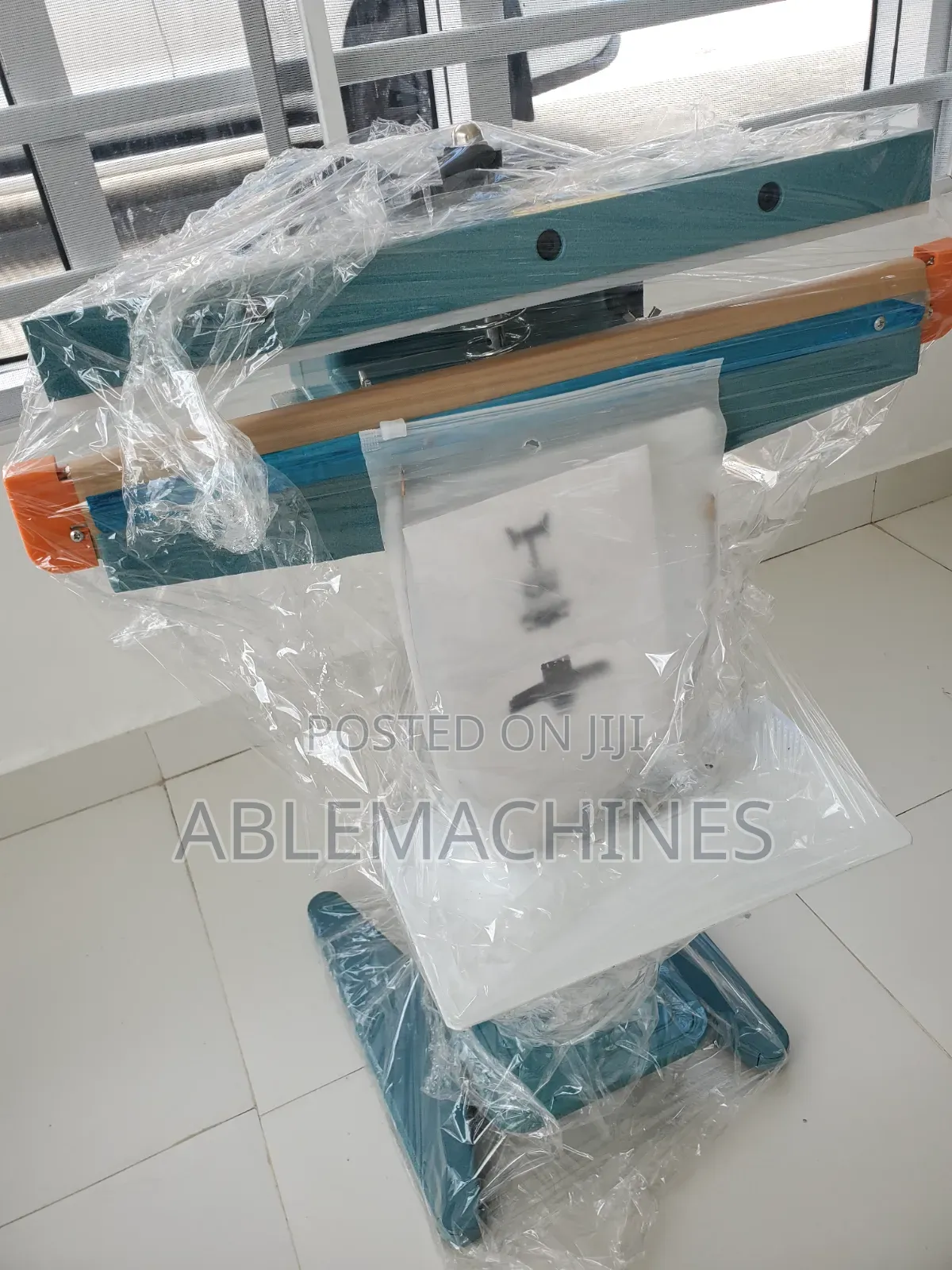 Pedal Impulse Sealing Machine
