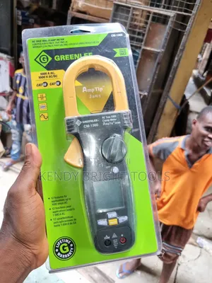 Digital Clamp Meter