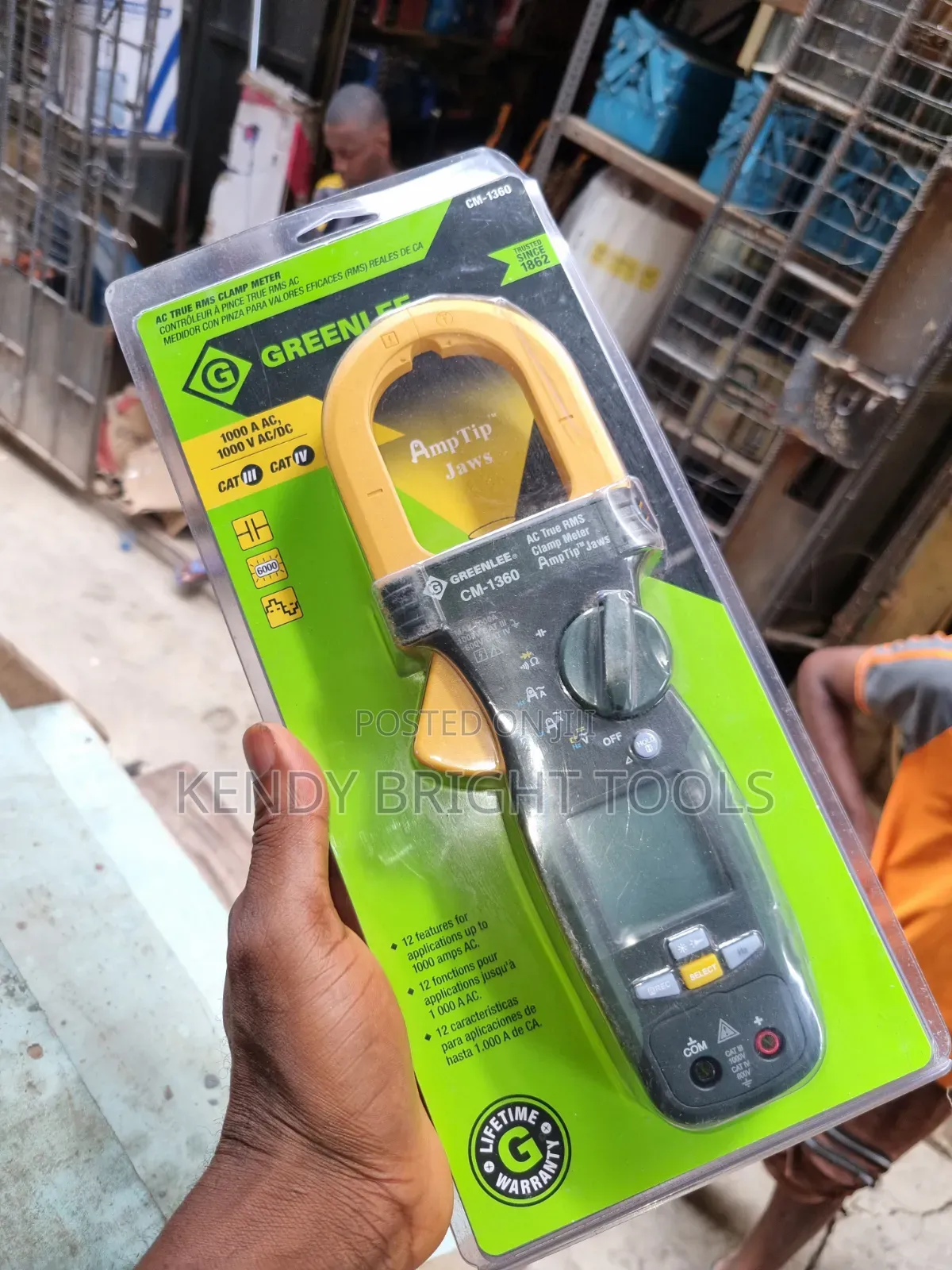 Digital Clamp Meter