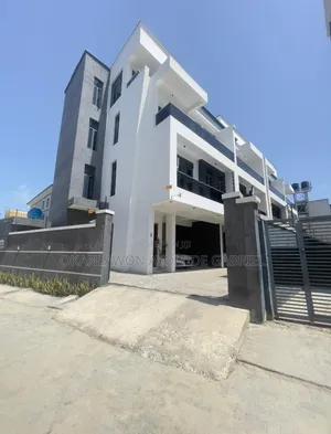 4bdrm Duplex in Ologolo for sale