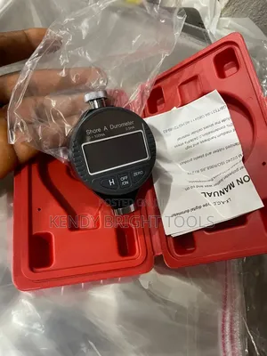 Shore a Durometer. / Thickness Gauge
