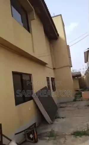 Furnished 5bdrm Duplex in Akowonjo for sale