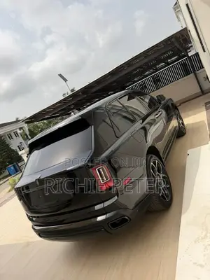 Rolls-Royce Cullinan Black Badge 2024 Black