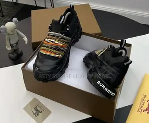 High Quality Luxury Burberry Arthur Low Top Casual Sneakers