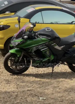 Kawasaki 2018 Blue