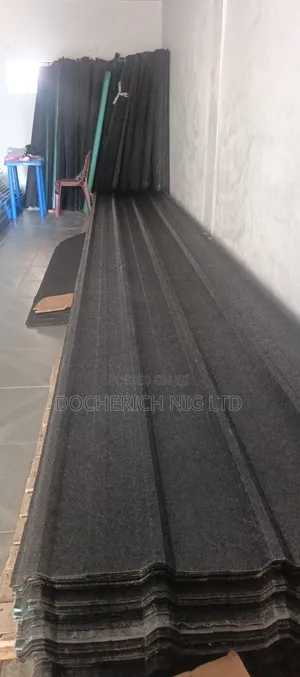 We Deal on Good Quality Long Span Coated Roof With 50 Years Warranty