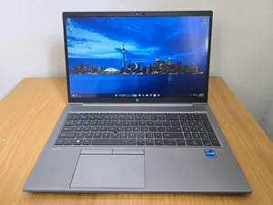 Laptop HP ZBook Firefly G8 16GB Intel Core i7 SSD 512GB