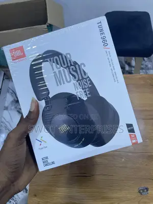 JBL Tune 960