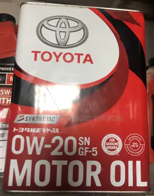 4-Liter Container of Toyota Genuine Motor Oil