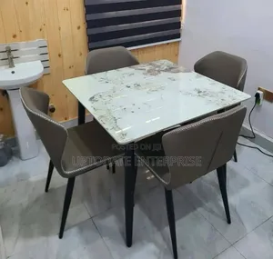 Home Design Dining Set 4seater
