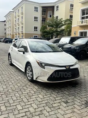 Toyota Corolla 2020 White