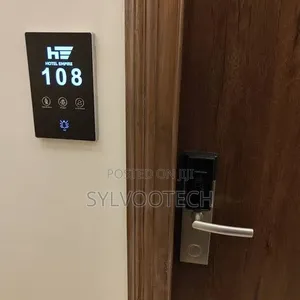 Durable DND Plate Hotel Installation