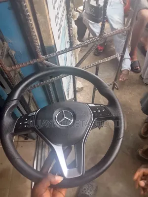 Mercedes Benz GLK/C300 204 013 Steering Wheel