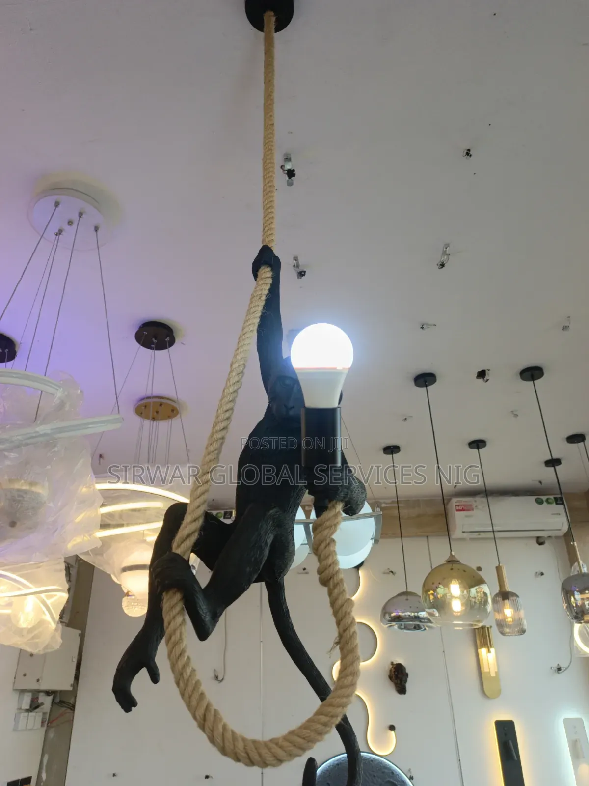 Fancy Monkey Dropping Light