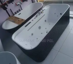High Quality Free Standing Hot Bathtub