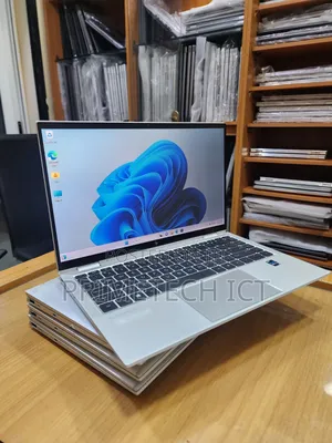 Laptop HP EliteBook 1040 G8 16GB Intel Core i7 SSD 512GB