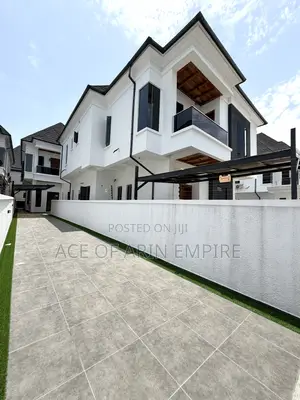 4bdrm Duplex in Royal Pine Estate,, Ikota for rent