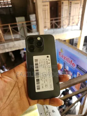 New Apple iPhone 15 Pro 128 GB Black