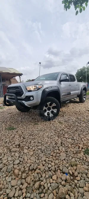 Toyota Tacoma TRD Pro 2018 Gray