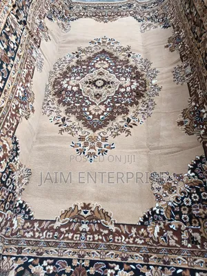 8 by 11 Arabian Center Rug