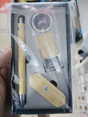 Keyholder ,Pen , Flash
