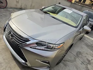 Lexus ES 350 FWD 2016 Gray