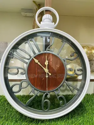 Luxurious Modern Wall Clock