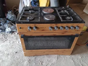 Maxi 4 Burner Gas Cooker With Oven.