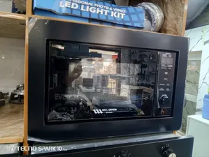 25 Liter Microwave Black