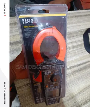 Klein Tools Cl900 Digital Clamp Meter