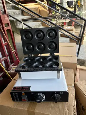 6 Holes Commercial Donut Machine (Electric)