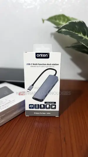 USB-C Hub and Dock Station