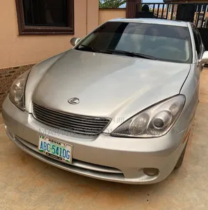 Lexus Es330
