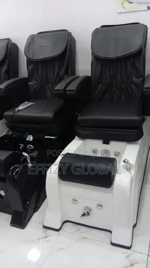 Brand New Luxury Pedicure Spa and Massage Chair
