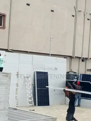 585w Bi Facial Solar Panel