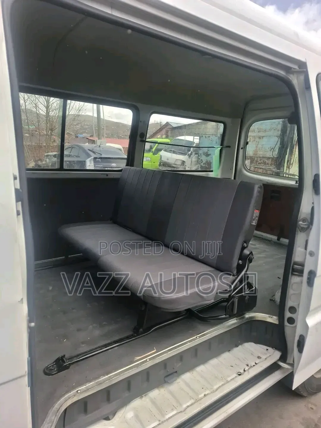 New Mazda Bongo 2010 Silver