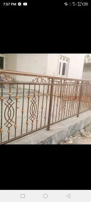 Bracket Cumbi Wrought Iron Rails