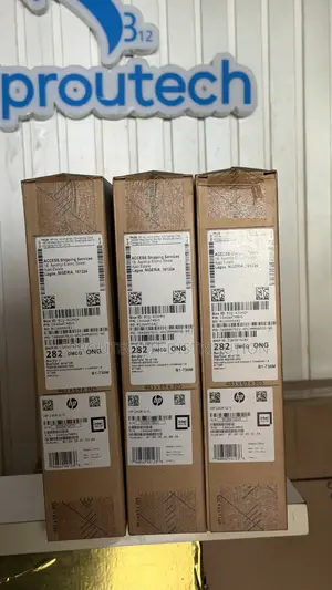 New Laptop HP 240 8GB Intel Core i5 SSD 512GB