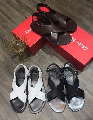 Men's Black Leather Cross-Strap Sandals in Size 40-46