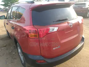 Toyota RAV4 2013 Red