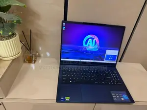 Laptop MSI Stealth 16 AI Studio 16GB Intel Core Ultra 9 SSD 1T